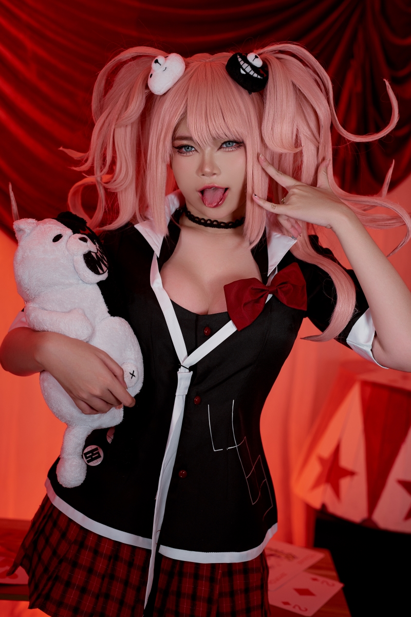 ZinieQ Junko Danganronpa [44P13V-861MB]